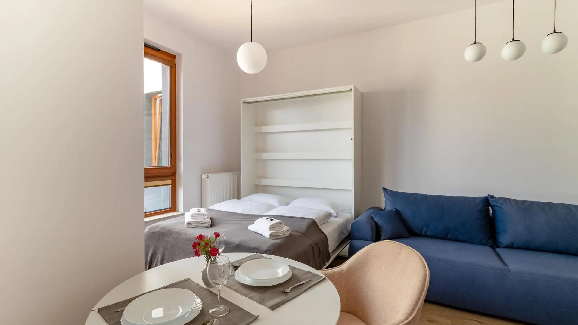 Bright And Cozy Studio In The Business Center Zdziechowskiego 华沙